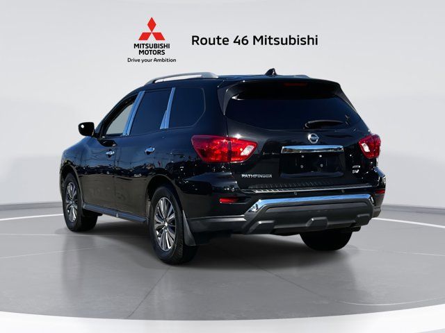 2020 Nissan Pathfinder SV