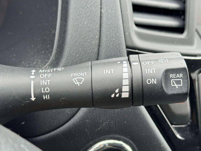 2020 Nissan Pathfinder SV 2020 Nissan Pathfinder SV