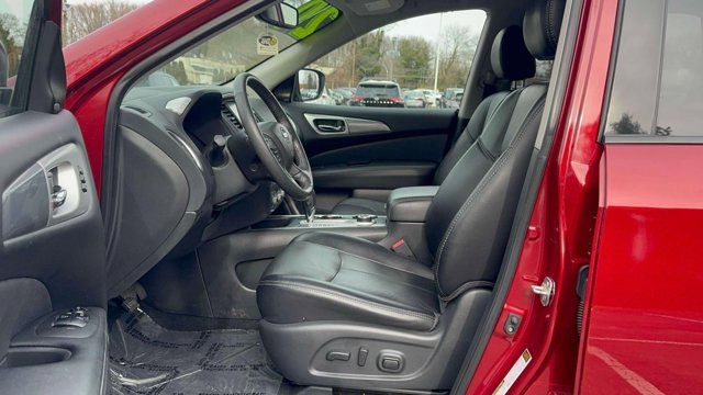 2020 Nissan Pathfinder SL 2020 Nissan Pathfinder SL