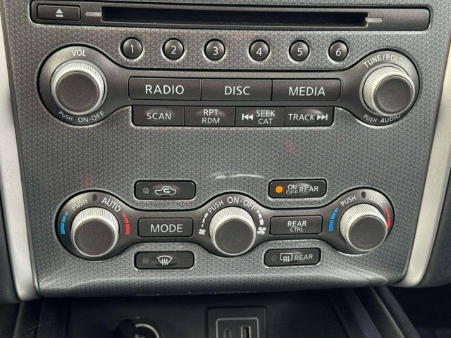 2020 Nissan Pathfinder SL 2020 Nissan Pathfinder SL