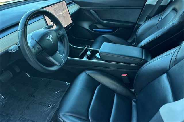 2020 Tesla Model 3 Standard Range Plus 2020 Tesla Model 3 Standard Range Plus