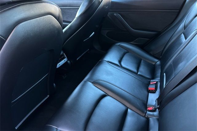 2020 Tesla Model 3 Standard Range Plus 2020 Tesla Model 3 Standard Range Plus