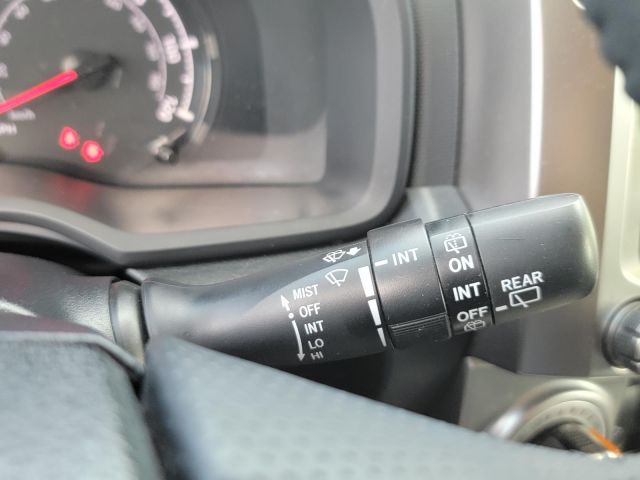 2020 Toyota 4Runner SR5 4WD (Natl) 2020 Toyota 4Runner SR5 4WD (Natl)