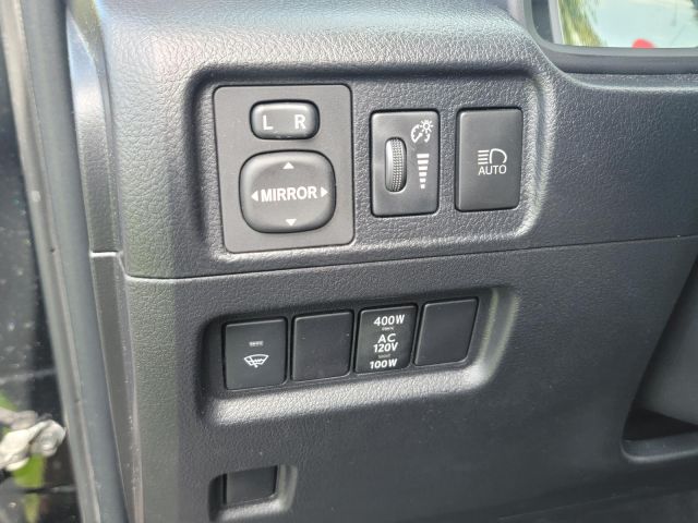 2020 Toyota 4Runner SR5 4WD (Natl) 2020 Toyota 4Runner SR5 4WD (Natl)