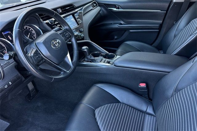 2020 Toyota Camry Hybrid SE 2020 Toyota Camry Hybrid SE