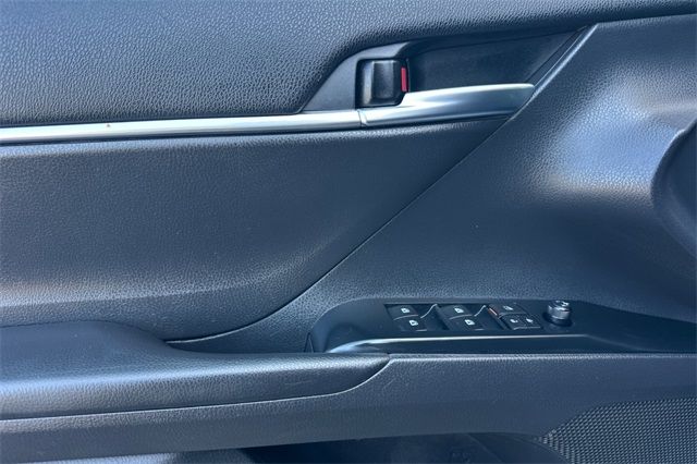 2020 Toyota Camry Hybrid SE 2020 Toyota Camry Hybrid SE