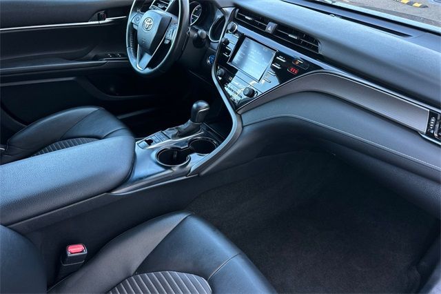 2020 Toyota Camry Hybrid SE 2020 Toyota Camry Hybrid SE