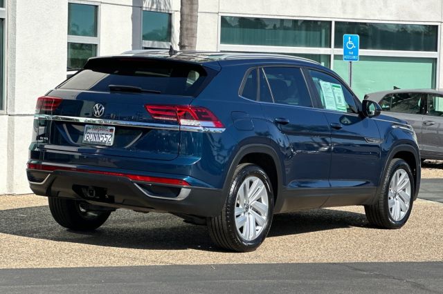 2020 Volkswagen Atlas Cross Sport photo 3