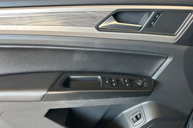 2020 Volkswagen Atlas Cross Sport 3.6L V6 SE w/Technology