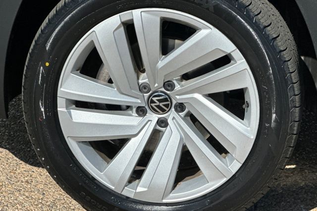 2020 Volkswagen Atlas Cross Sport 3.6L V6 SE w/Technology