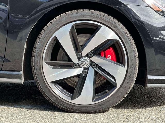 2020 Volkswagen Golf GTI 2.0T SE DSG 2020 Volkswagen Golf GTI 2.0T SE DSG