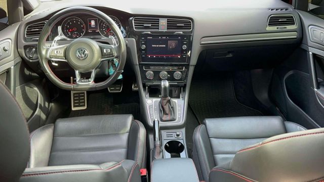 2020 Volkswagen Golf GTI 2.0T SE DSG 2020 Volkswagen Golf GTI 2.0T SE DSG