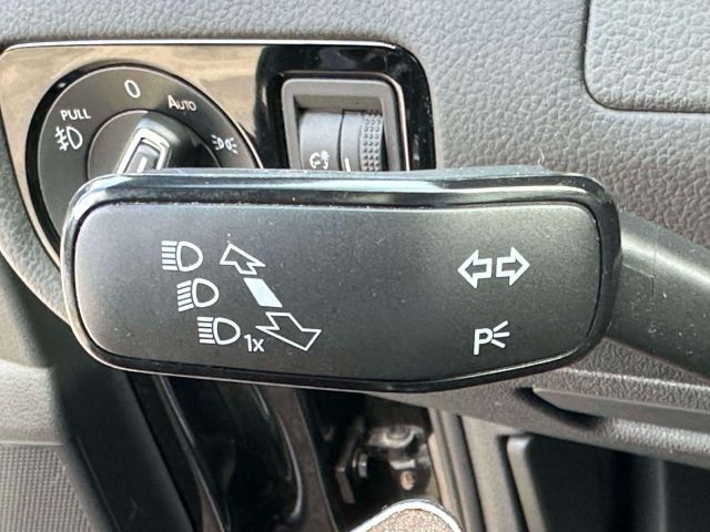 2020 Volkswagen Golf GTI 2.0T SE DSG 2020 Volkswagen Golf GTI 2.0T SE DSG