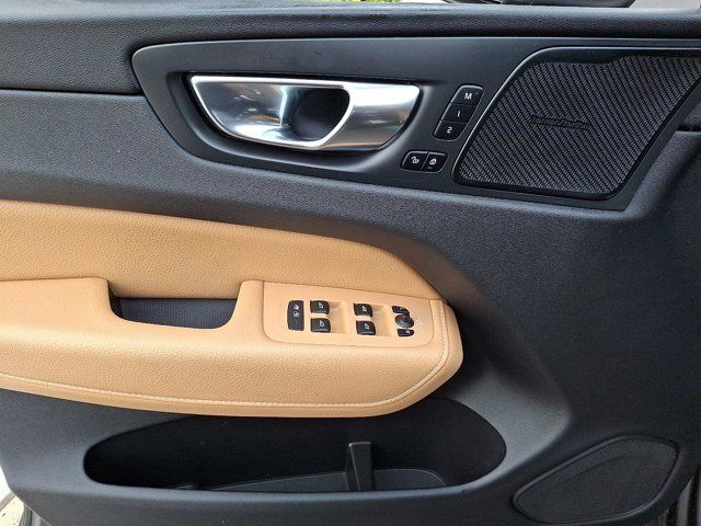 2020 Volvo XC60 Inscription