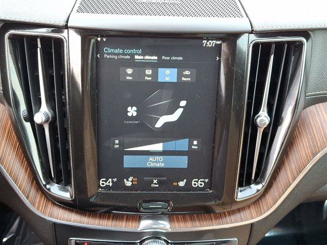 2020 Volvo XC60 Inscription