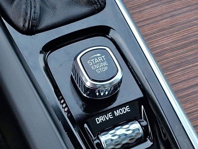 2020 Volvo XC60 Inscription
