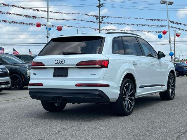 2021 Audi Q7 Prestige 55 TFSI quattro