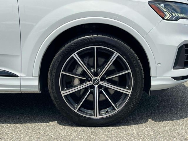 2021 Audi Q7 Prestige 55 TFSI quattro