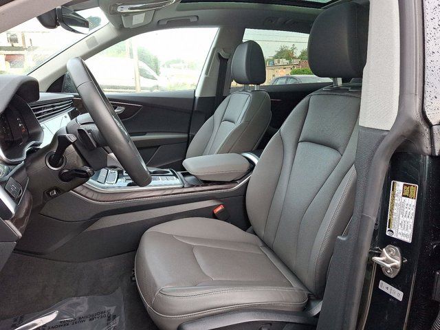 2021 Audi Q8 Premium Plus
