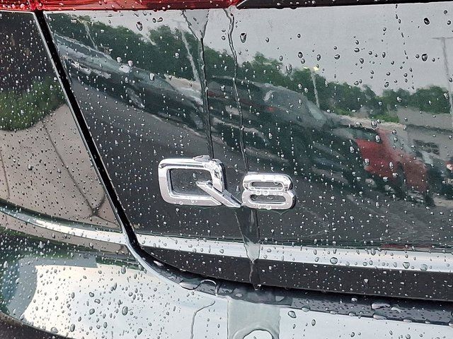 2021 Audi Q8 Premium Plus