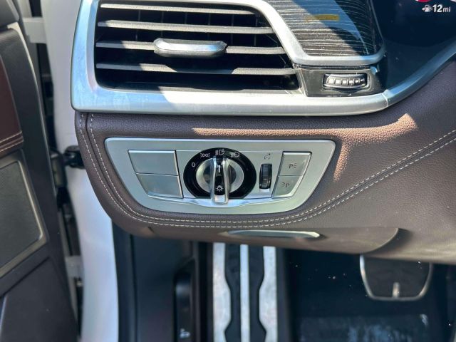 2021 BMW 7 Series 750i xDrive Sedan 2021 BMW 7 Series 750i xDrive Sedan