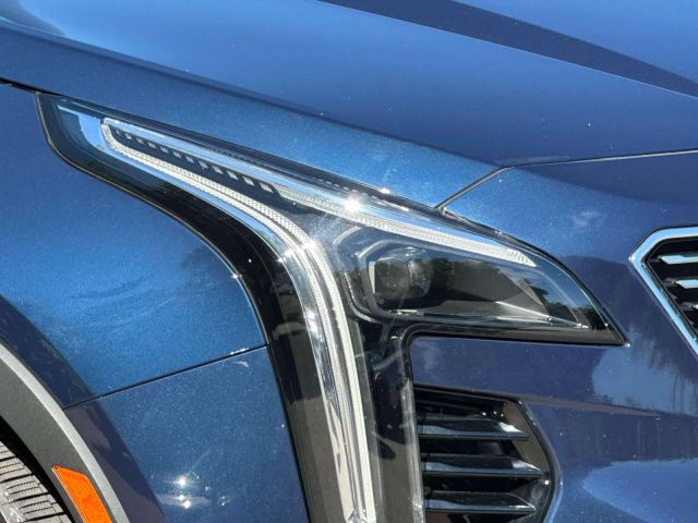 2021 Cadillac XT4 AWD 4dr Premium Luxury 2021 Cadillac XT4 AWD 4dr Premium Luxury