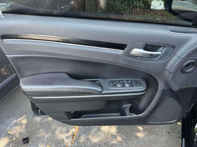 2021 Chrysler 300 300S RWD