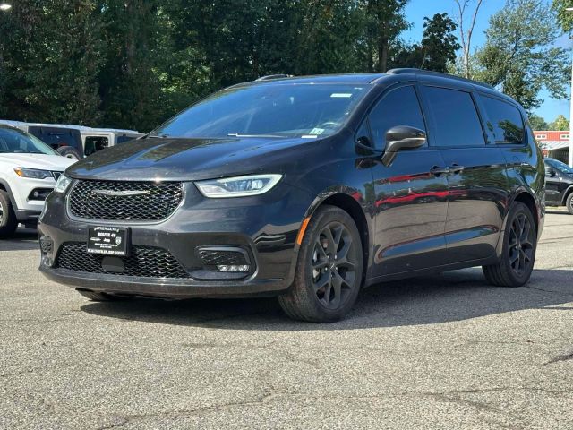 2021 Chrysler Pacifica Touring L FWD