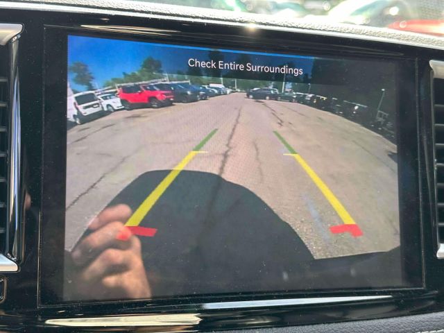 2021 Chrysler Pacifica Touring L FWD
