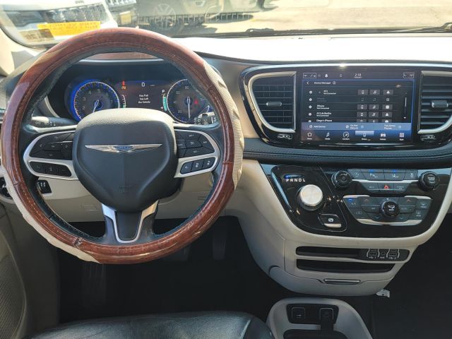2021 Chrysler Pacifica Touring L FWD