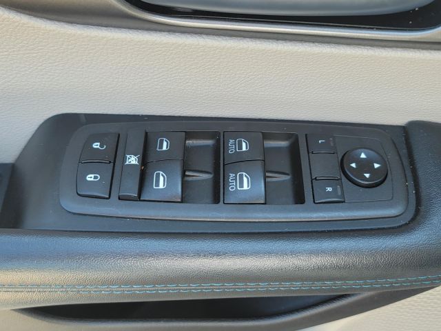 2021 Chrysler Pacifica Touring L FWD