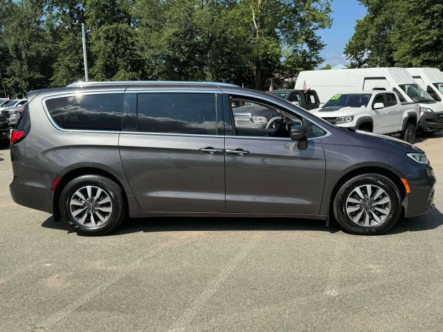 2021 Chrysler Pacifica Hybrid Touring L FWD