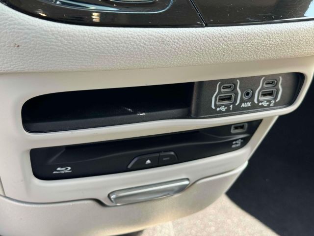 2021 Chrysler Pacifica Hybrid Touring L FWD