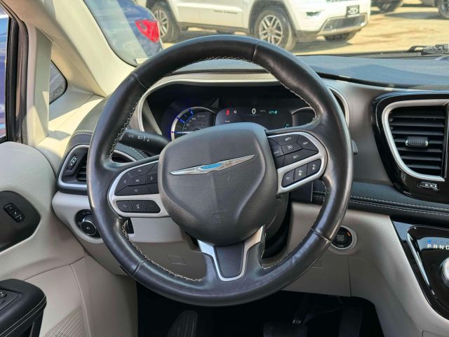 2021 Chrysler Pacifica Hybrid Touring L FWD