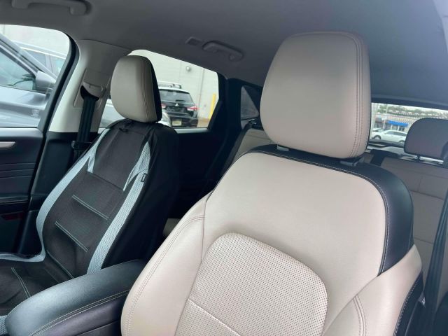 2021 Ford Escape SEL Hybrid FWD