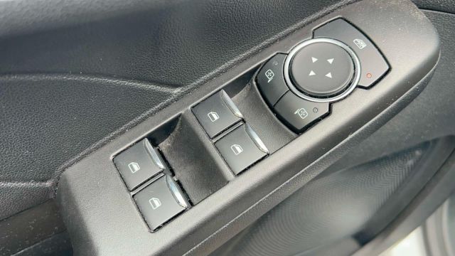2021 Ford Escape SEL Hybrid FWD