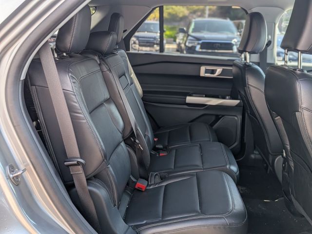 2021 Ford Explorer XLT 2021 Ford Explorer XLT