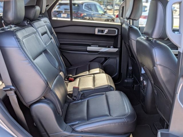 2021 Ford Explorer XLT 2021 Ford Explorer XLT