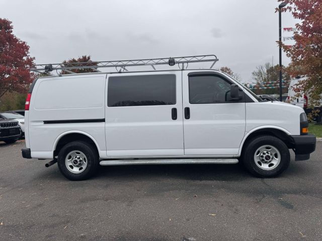 2021 GMC Savana Cargo Van RWD 2500 135 2021 GMC Savana Cargo Van RWD 2500 135