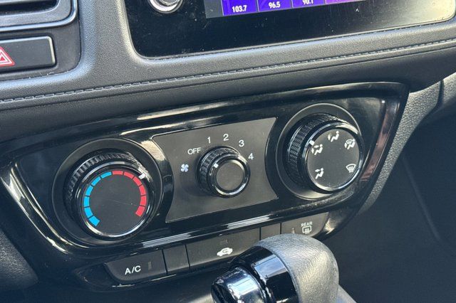 2021 Honda HR-V Sport Pre-Owned 2021 Honda HR-V Sport Pre-Owned