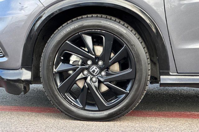 2021 Honda HR-V Sport Pre-Owned 2021 Honda HR-V Sport Pre-Owned