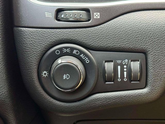 2021 Jeep Cherokee Trailhawk 2021 Jeep Cherokee Trailhawk