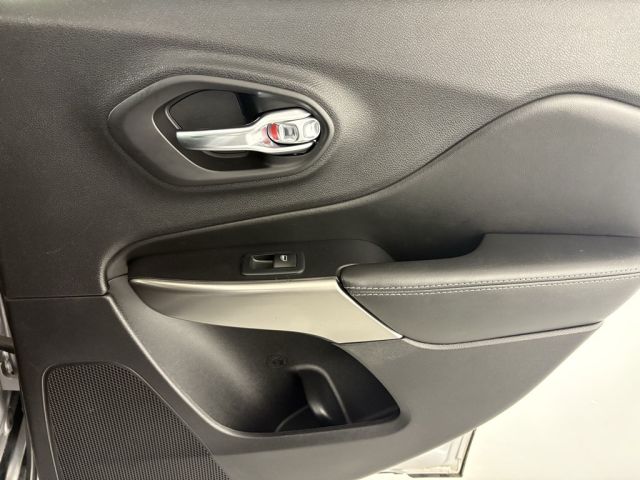 2021 Jeep Cherokee Latitude Lux 2021 Jeep Cherokee Latitude Lux