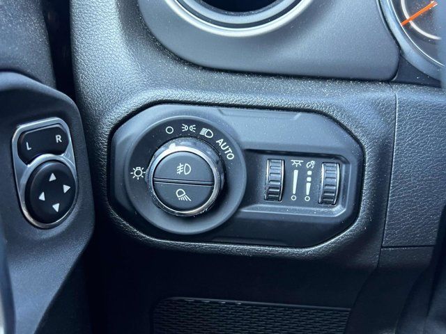 2021 Jeep Gladiator Willys