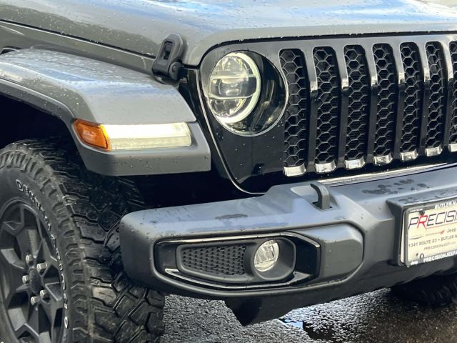 2021 Jeep Gladiator Willys 4x4