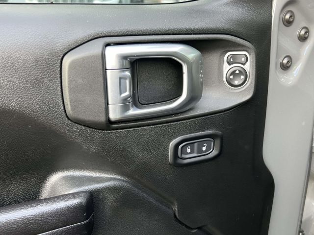 2021 Jeep Gladiator Willys 4x4
