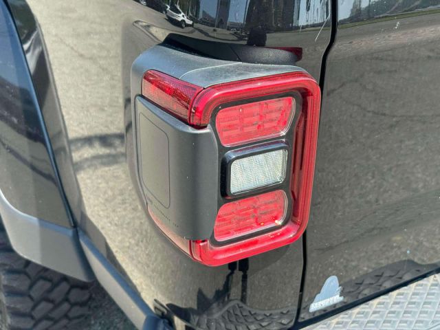 2021 Jeep Gladiator Willys 4x4