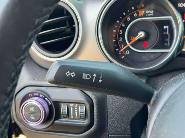 2021 Jeep Gladiator Willys 4x4
