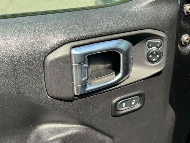 2021 Jeep Gladiator Willys 4x4