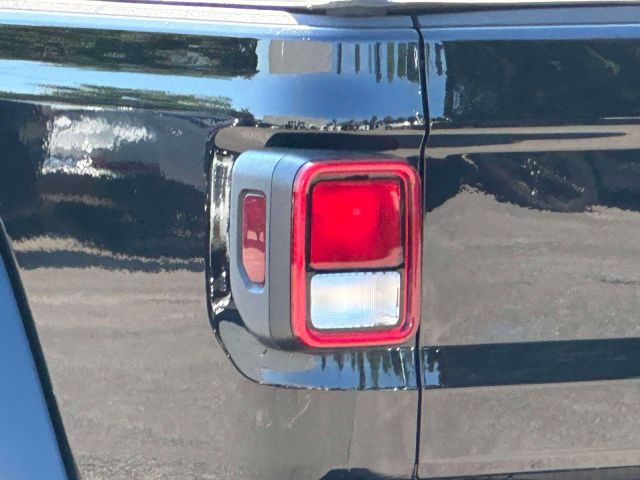 2021 Jeep Gladiator Willys 4x4